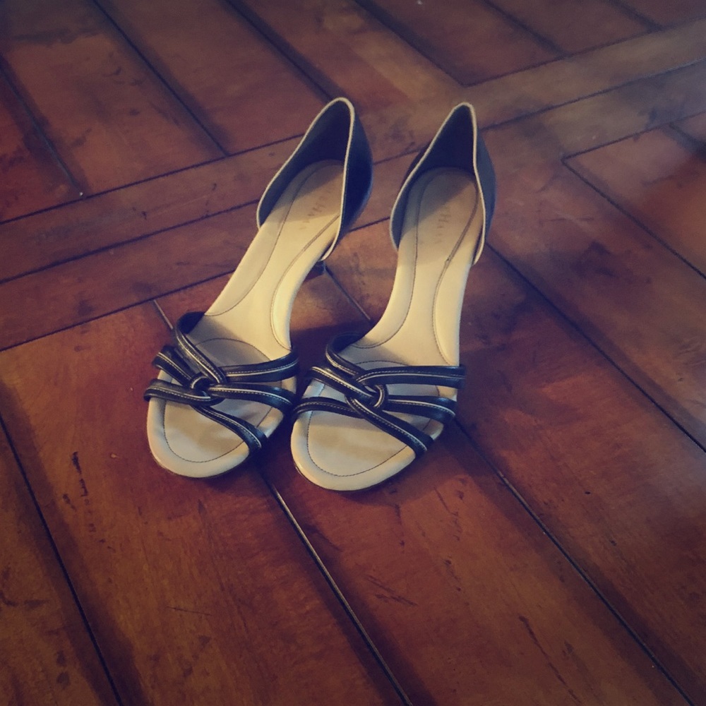 Cole Haan Black & Cream Heels!